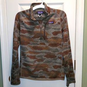 Camo Patagonia Better Sweater XS